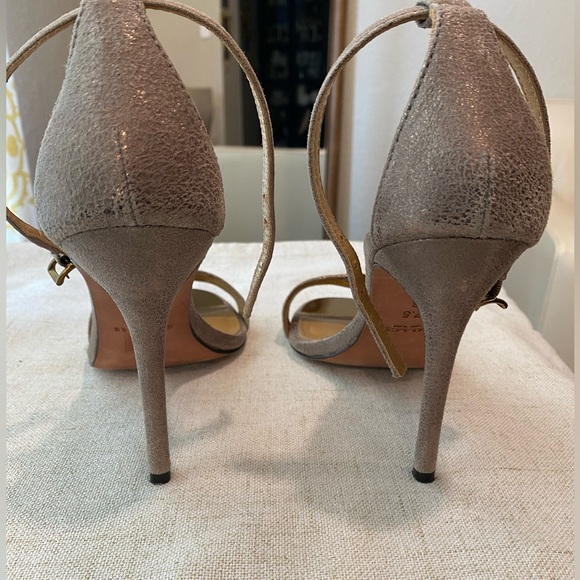 Coach Hampton Y2K Taupe with Brass detailing Ankle Strap Heel size 7.5 B - Picture 4 of 5